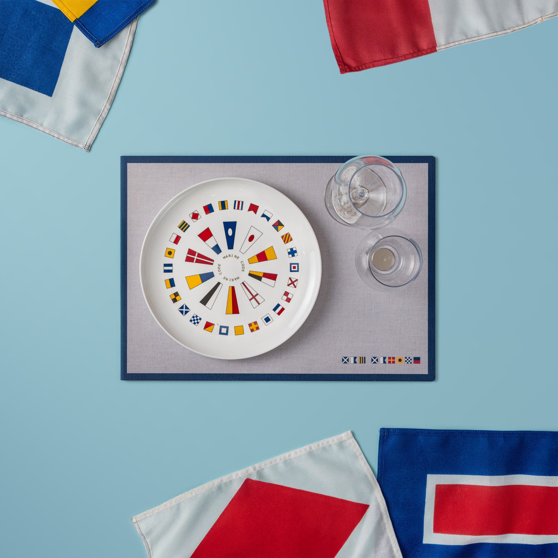 SET 1 PERSONA ESSENTIAL